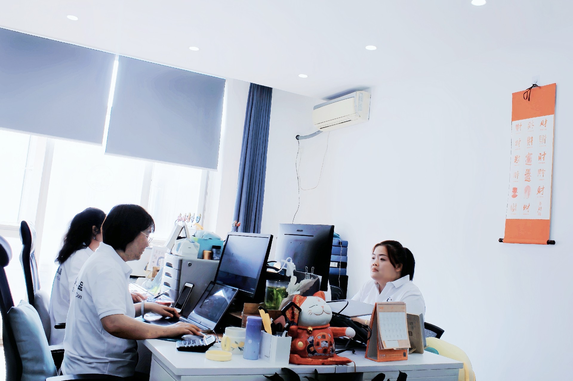 Schritt in Beijing Zhongping Technology: Erleben Sie die Exzellenz in den Dienstleistungen der industriellen Automatisierung5